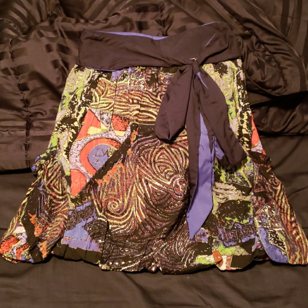 Cute Desigual multi-color print skirt